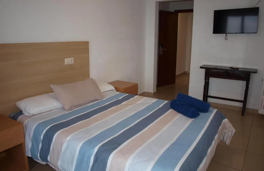 Hostal Mozaik Lloret-1